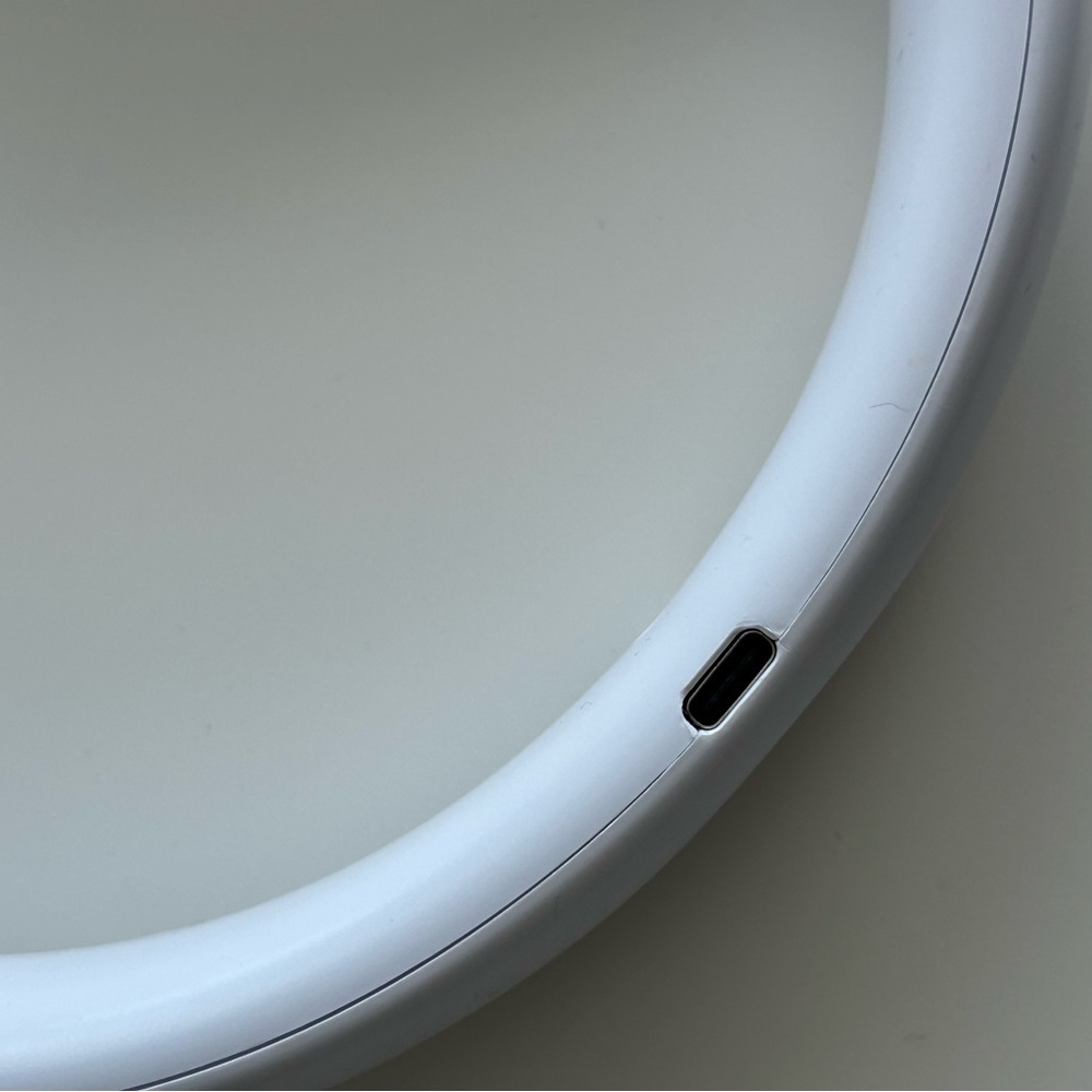 Portable Wearable Neck Fan - Rechargable - Picture 7 of 9